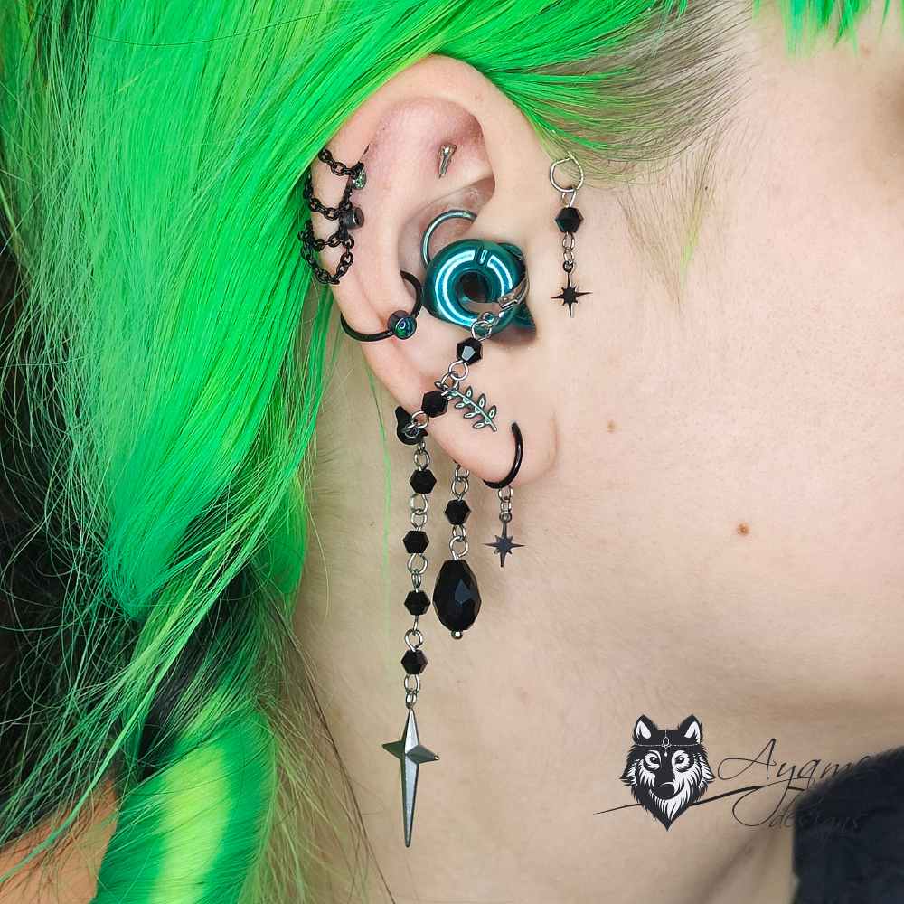 Ayame Designs - Celestina Stainless Steel Loop Earplug Cuffs Silver Oor wrap - Zilverkleurig